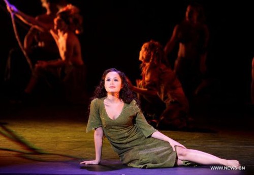 Candice Parise as Esmeralda Asian Tour Notre Dame de Paris picture image
