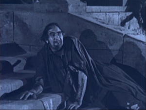 Clopin (Ernest Torrence) Dying 1923 The Hunchback of Notre Dame image picture
