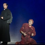 Robert Marien as Froll & Matt Laurent as Quasimodo, World Tour Notre Dame de Paris Crocus City picture image