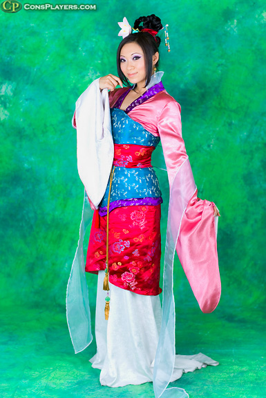 Yaya Han as Mulan