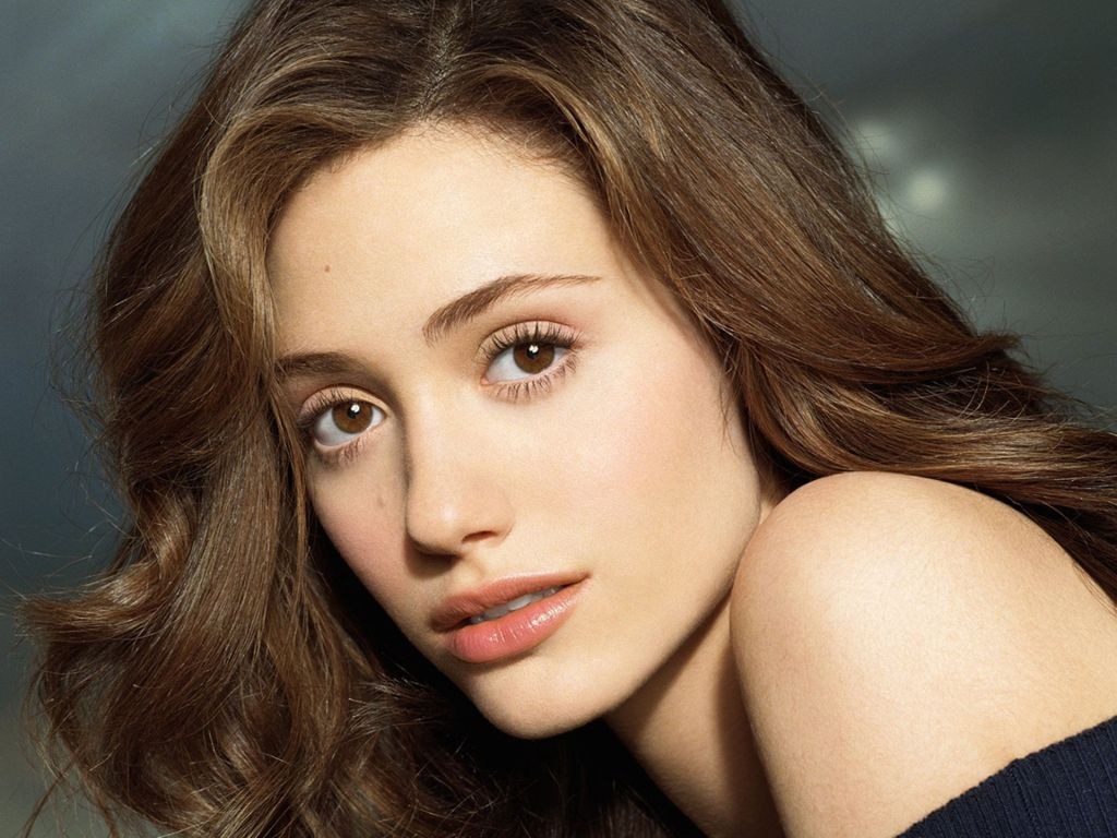 Emmy Rossum picture image