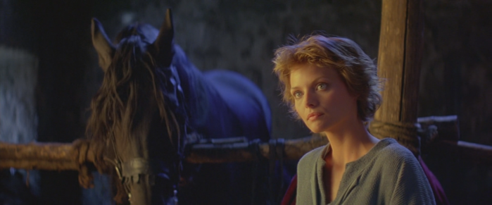 Michelle Pfeiffer as Isabeau Ladyhawke picture image