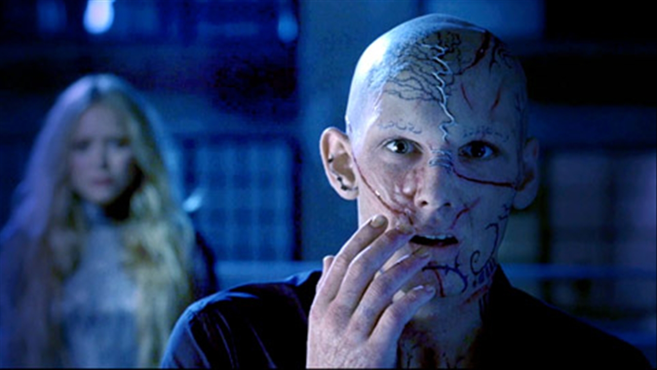 Alex Pettyfer as Hunter/Kyle with Mary-Kate Olsen as Kendra the witch Beastly picture image