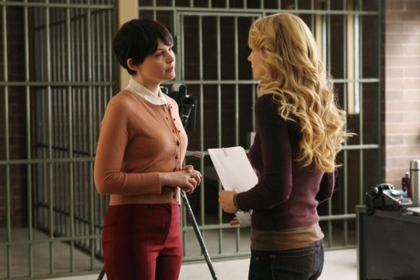 Ginnifer Goodwin as Mary Margaret & Jennifer Morrison as Emma Swan ABC's Once Upon a Time, Heart of Darkness picture image