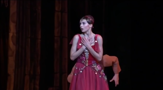Esmeralda & Quasimodo, La Esmeralda, Kremlin Ballet Company, Moscow picture image