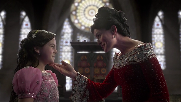 Bailee Madison as Young Snow White & Rena Sofer as Queen Eva Season 2 Episode 15 The Queen is Dead ABC Once Upon a Time picture image