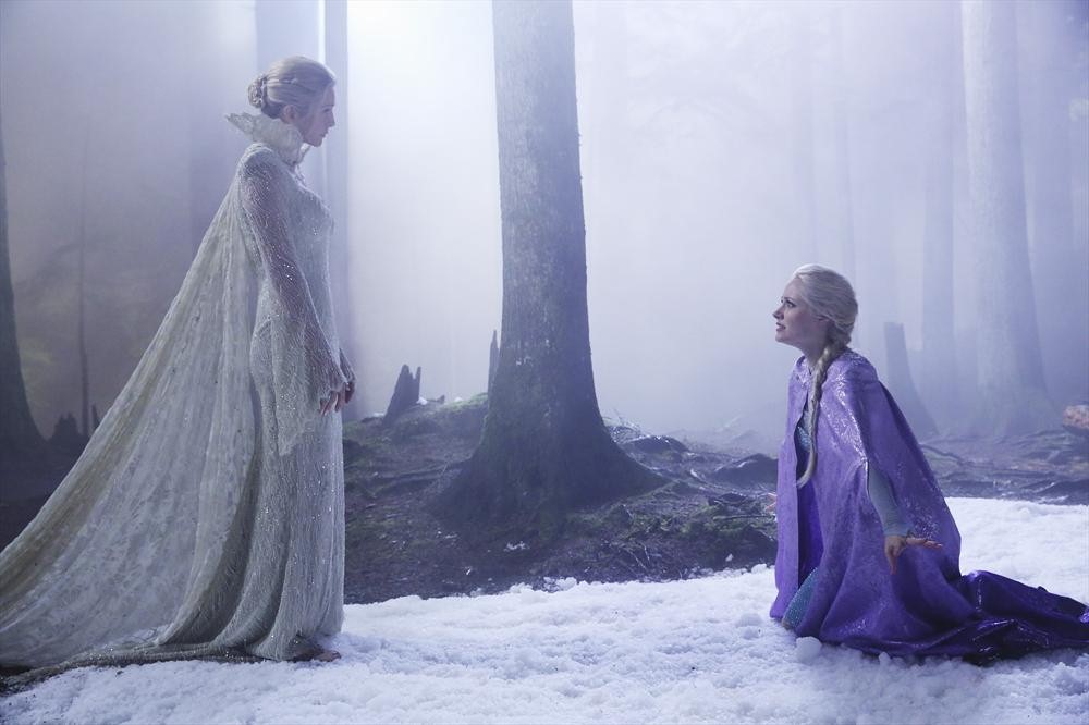 Georgina Haig as Elsa and Elizabeth Mitchell as The Snow Queen ABC Once Upon a Time Breaking Glass picture image