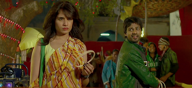 Nikhil Dwivedi as Munna & Richa Chadda as Babu Tamanchey picture image