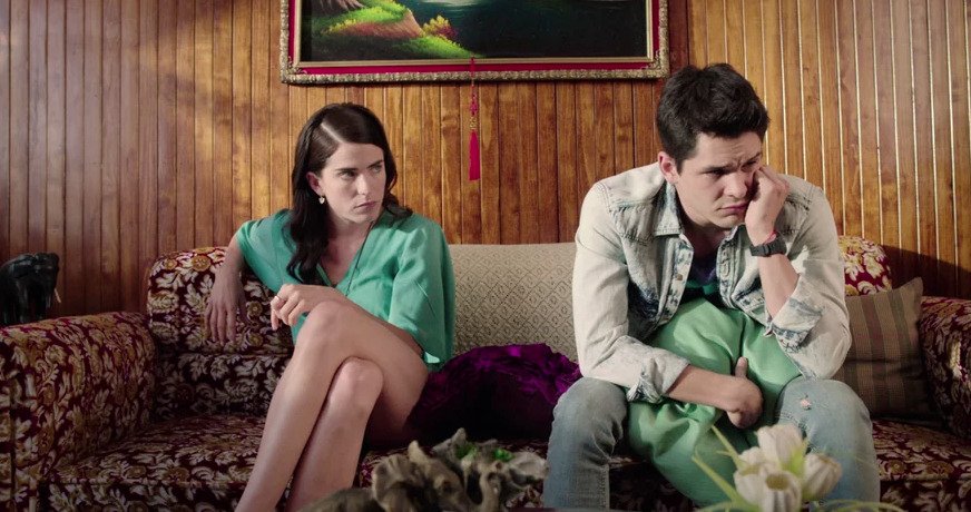 Karla Souza as Maru and Ricardo Abarca as Renato ¿QuÃ© Culpa Tiene el NiÃ±o? picture image