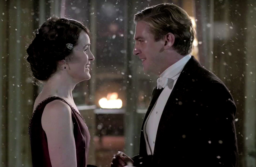Michelle Dockery as Lady Crawley and Dan Stevens as Matthew Crawley Downton Abbey Christmas Special picture image