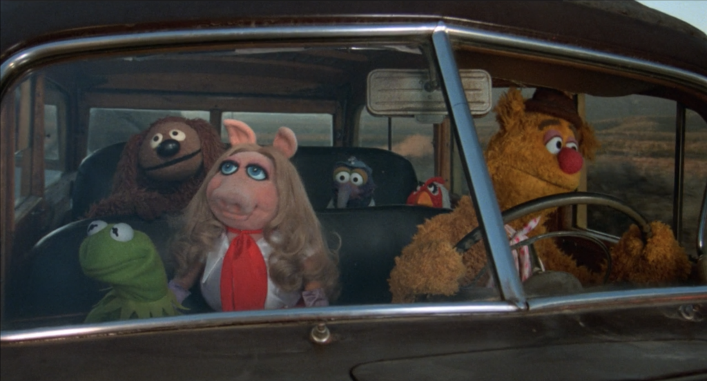 Kermit, Miss Piggy, Fozzie, Camilla, Gonzo and Rowlf on their way to Hollywood, The Muppet Movie, 1979