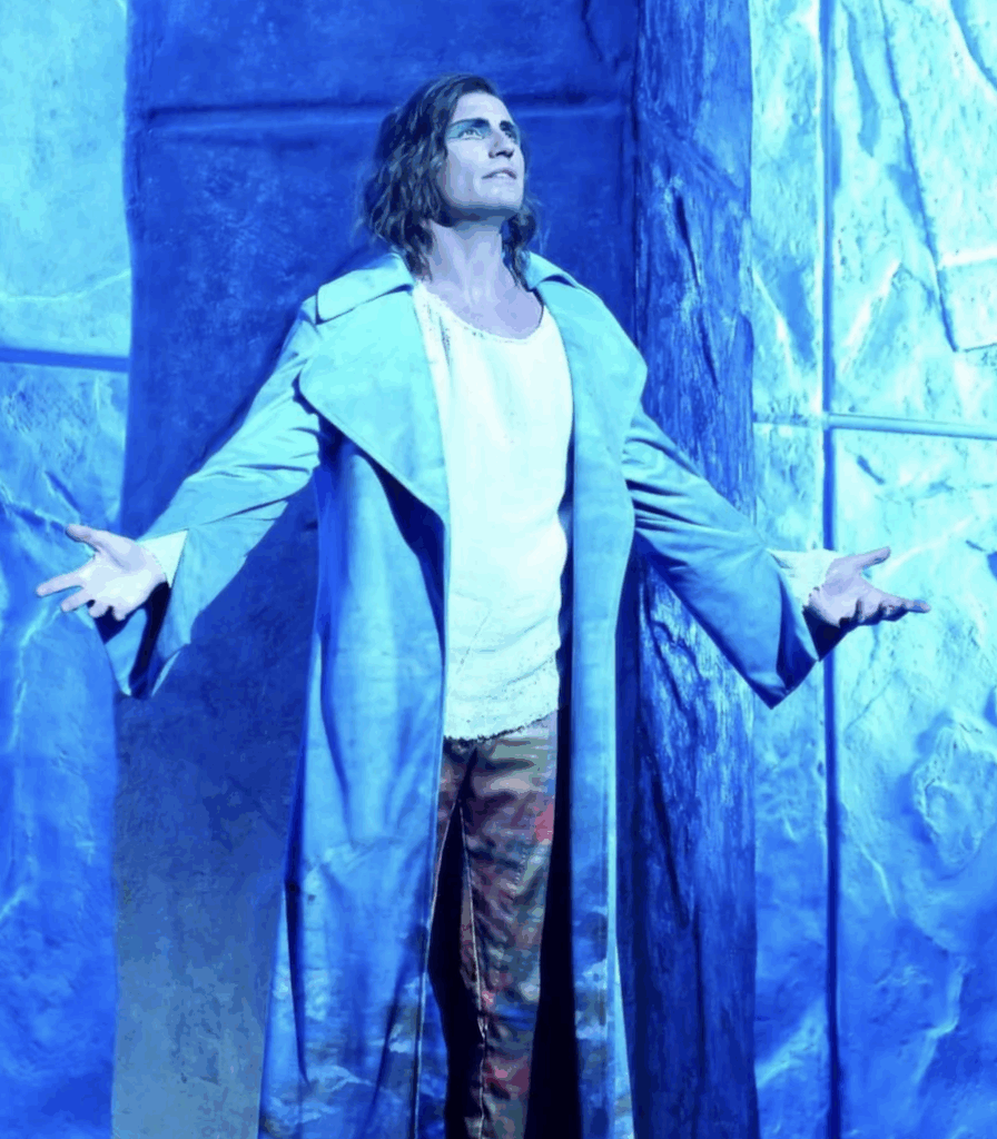 Eric Jetner as Gringoire, 2025 Notre Dame de Paris Fen World Tour Cast, 25th anniversary Cast