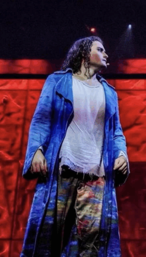 Flo Carli as Gringoire, 2025 Notre Dame de Paris Fen World Tour Cast, 25th anniversary Cast