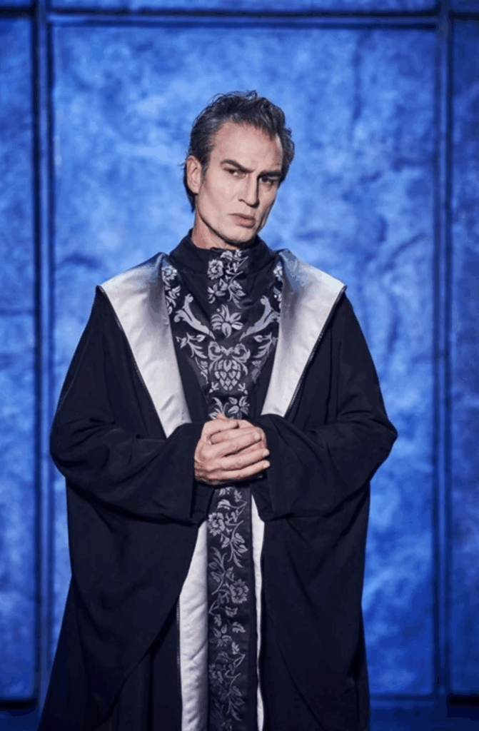 Solal as Frollo, 2025 Notre Dame de Paris Fen World Tour Cast, 25th anniversary Cast