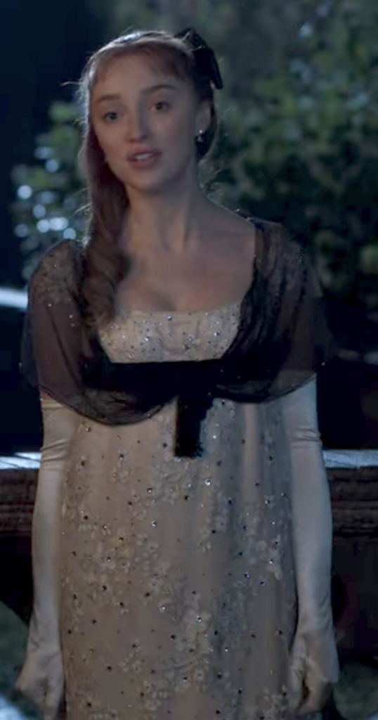 Phoebe Dynevor as Daphne Bridgerton, Season 1 Bridgerton, Best Costumes