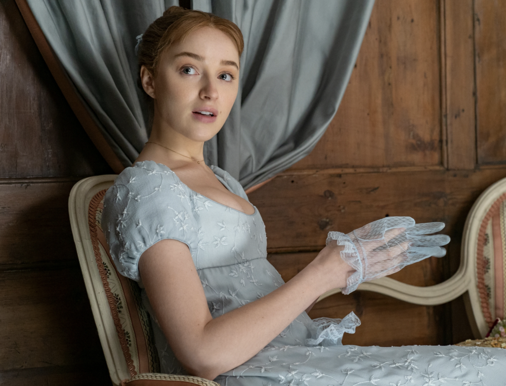 Phoebe Dynevor as Daphne Bridgerton, Season 1 Bridgerton, Best Costumes