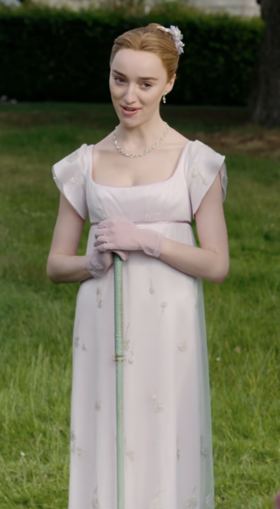 Phoebe Dynevor as Daphne Basset Duchess of Hasting, Season 2 Bridgerton (2020-2022), Best Costumes, Gowns, Dresses, and Outfits, pall mall dress