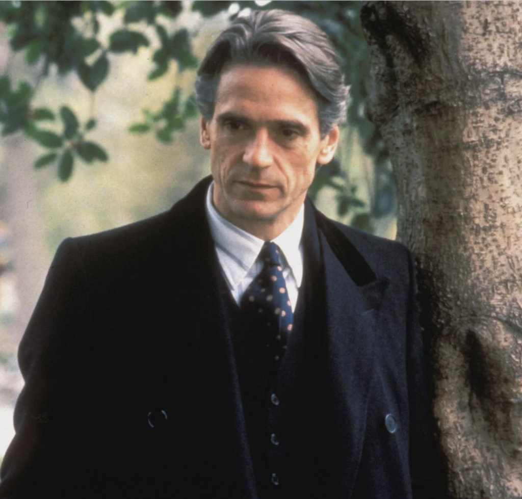 Jeremy Irons as Dr. Stephen, "Damage" (1997) Fan-cast Frollo The Hunchback of Notre Dame