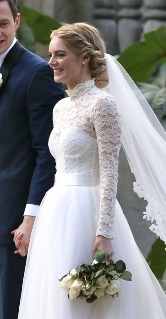 Grace, Ready or Not (2019) Best Wedding Gowns from Modern Set Movies, Dresses, Outfits, Costumes