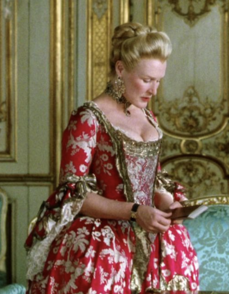 Marquise Merteuil, Dangerous Liaisons (1988) Best Red Costumes, Gowns, & Dresses from Period Piece Dramas Movies