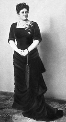 Alla Tarasova as Anna Karenina (1953)