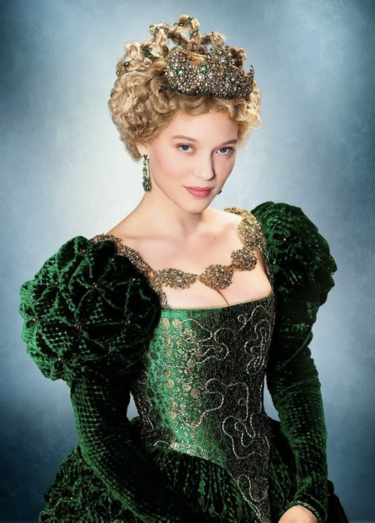 Léa Seydoux as Belle in "La Belle et la Bête" (2014) Best Green Costume, Gowns, & Dresses from Fantasy & Sci-fi Movies
