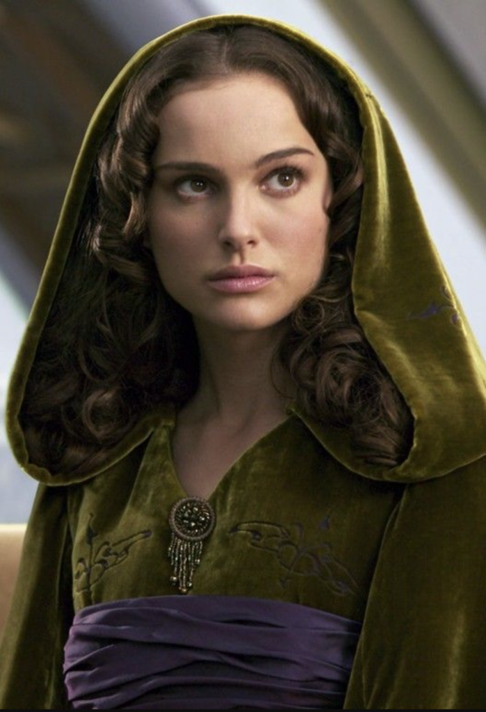 Natalie Portman as Padmé Amidala in "Star Wars: Episode III – Revenge of the Sith" (2005) Best Green Costume, Gowns, & Dresses from Fantasy & Sci-fi Movies